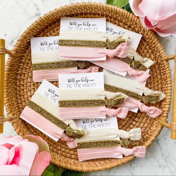 Bridesmaid Hair Tie Favors (5 Sets) - Picture 4 of 4